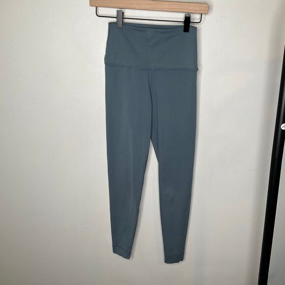 Set Active High Rise Leggings - Picture 2 of 6